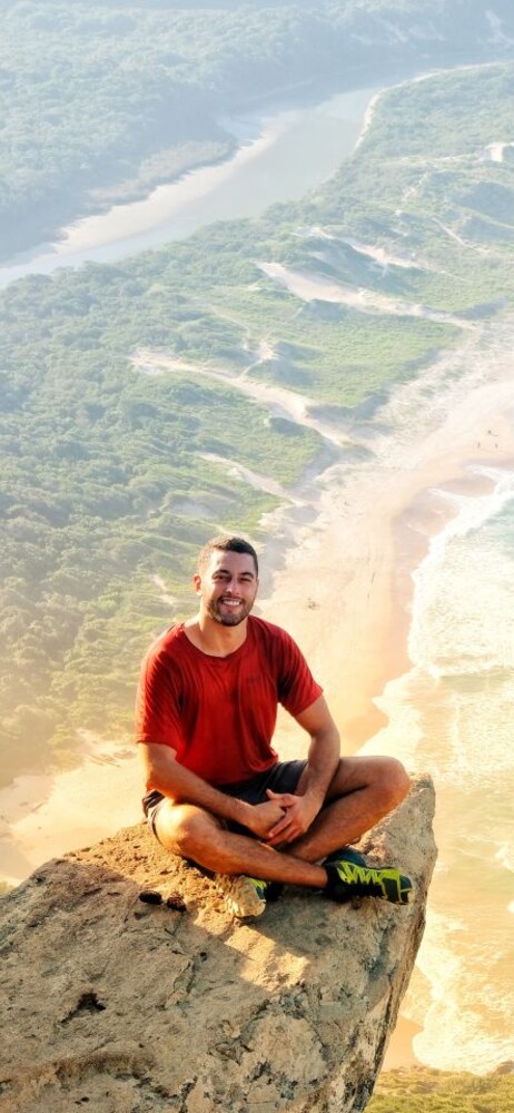 Marco Buck am Pedra do Urubu — Praia da Lagoinha do Leste, Florianópolis-Süden.
